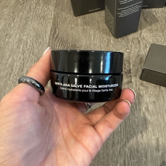 TWENTY NINE PALMS 9 PIECE SET - (No Serum/Clay Mask) - $490 MSRP - - Picture 10 of 10